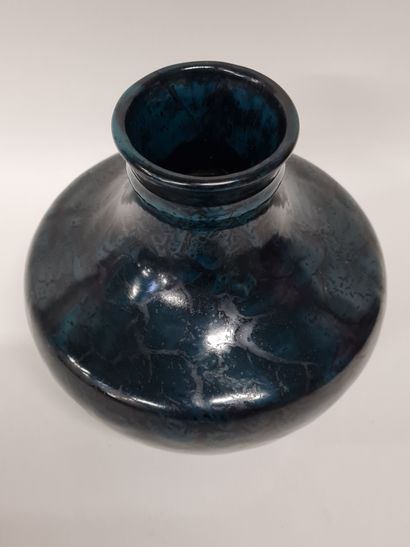null Emile DECOEUR (1876-1953), Vase de forme balustre en céramique émaillée à décor...