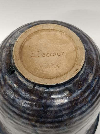 null Emile DECOEUR (1876-1953), Cache pot conique en céramique à décor émaillé d'aspect...