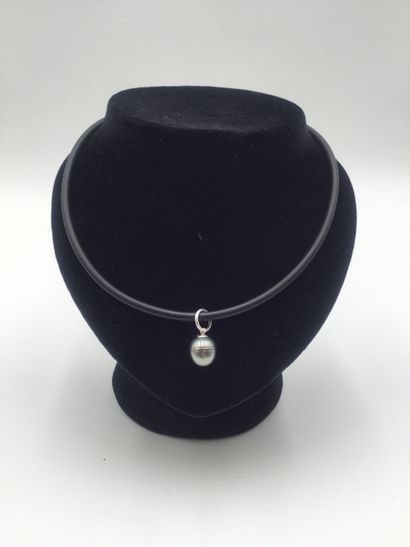 Necklace with black rubber cord and silver...