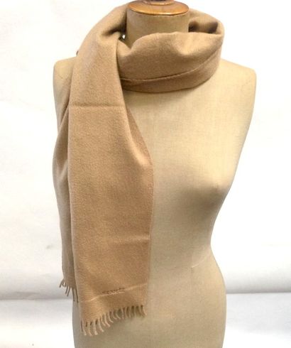 null HERMES, Paris, Double-sided 100% camel cashmere scarf with fringed edges. Label...