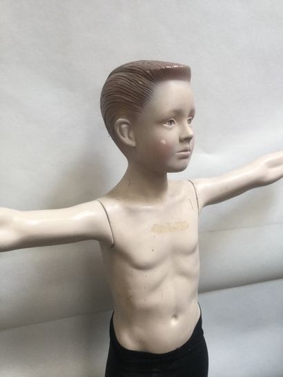 null Mannequin young man of mark SCHLAPPI in resin, plaster and metal. H. : 116 ...
