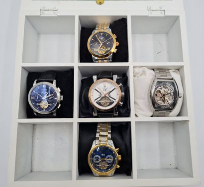 null Lot of 5 men's watches, automatic movements, steel cases, leather and steel...