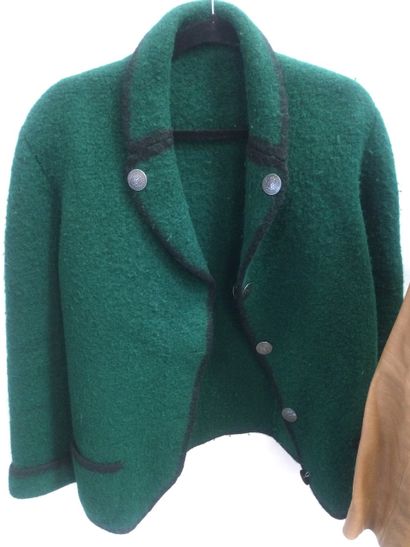 null Manteau court PAUL SMITH en laine, couleur vert, large col cranté, boutonnière...