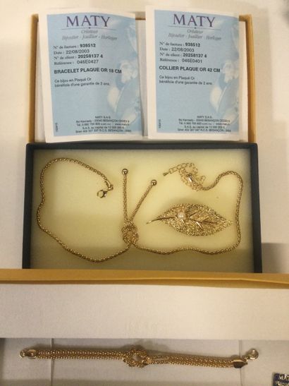MATY, Gold-plated jewelry set including a...