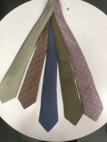 null A set of 5 HERMES ties