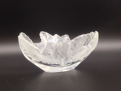 LALIQUE FRANCE, Small pressed molded crystal...