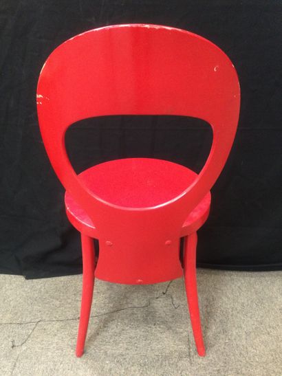 null BAUMANN, Wooden chair model "Mouette" relacquered in red, H. 90 cm (wear ma...