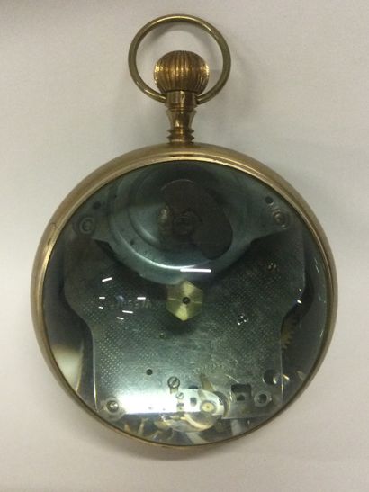 null Antique nautical clock of spherical form in glass and brass, Diam 11 cm.(mechanism...