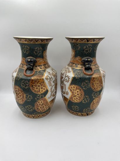 null CHINA, Pair of modern earthenware VASES with floral decoration, H. 36 cm.