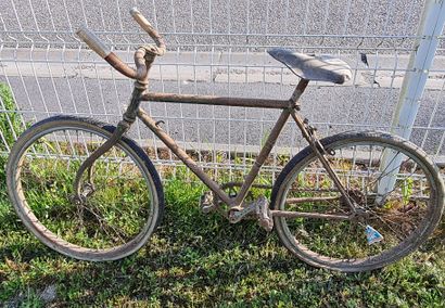 null Ancien vélo d'enfant de marque AUTOMOTO, années 50, à restaurer