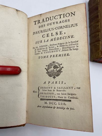 null [Médecine] - Traduction des ouvrages d'Aurelius-Cornelius CELSE sur la Medecine,...