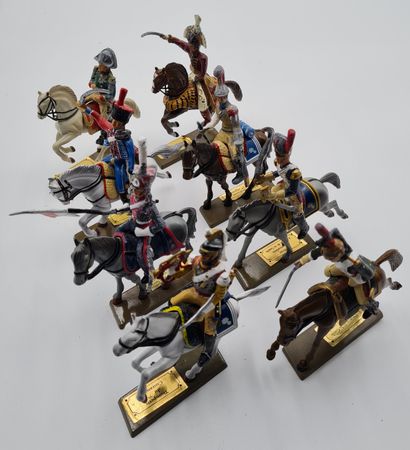 null STARLUX, Collection de 8 cavaliers de l'armée napoléonienne années 60-70.