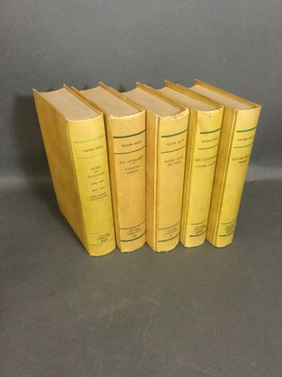 null Victor Hugo, Oeuvre complète, 35 Vol. in-8, reliures éditeur cartonnées, éd....