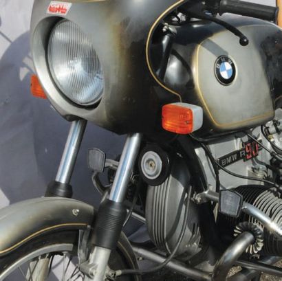 BMW R90S 900cm 3 Bicylindre Produite par les ateliers BMW de 1973 à 1974 Cette moto...