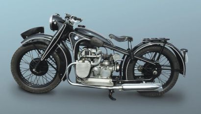 BMW R12 Bicylindres 750 CM3 Soupapes latérales Moto produite entre 1935 à 1938 Cette...