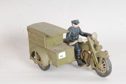 null Miniature Moto avec motard et side-car "PARCEL POST" 