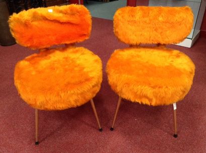 Lot de deux chaises années 70 orange (usures...