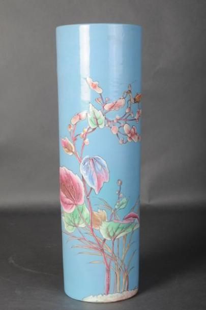 COLINOT Eugène vase rouleau à décor floral,...
