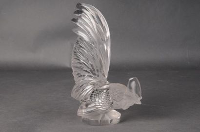 null R. LALIQUE - Coq en cristal taillé H.20 cm 