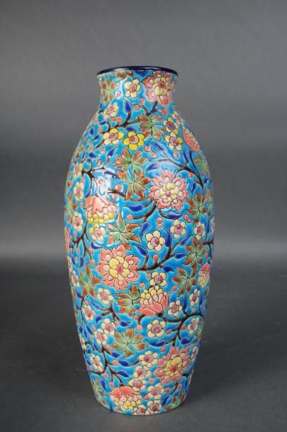 null LONGWY - Vase à décor floral, D.5885 H. 33 cm
