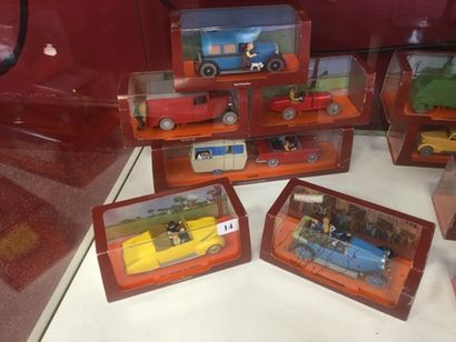 En voiture Tintin, 6 modèles en métal : 1...