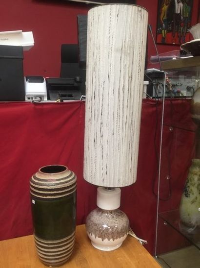 null Grande lampe année 70 +vase en terre cuite émaillée H.49 