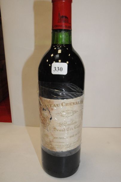 null 1 CHT CHEVAL BLANC 1981 (bas goulot)