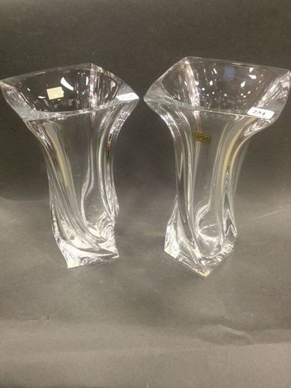 null Paire de vases en cristal, ht. 26,5cm