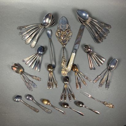 null Varia of silver cutlery, 799 g. gross