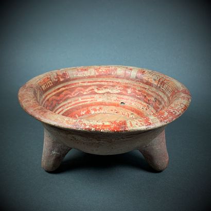 MIXTEQUE, Mexique, 1200-1500 ap. J.-C. Circular bowl, h. 10 x diam. 16 cm, brown...