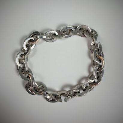 null Silver bracelet with forcat link, length 21 cm, 41 g.