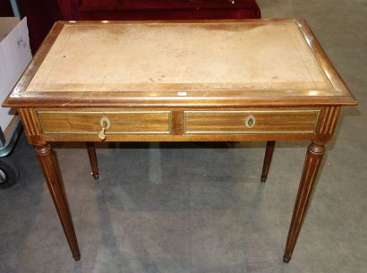 null Table bureau
Style Louis XVI