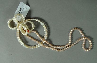 null 164- Colliers, bagues et bracelet de perles d'eau douce roses et blanches

Montures...