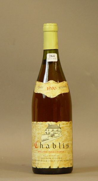 null 264- 6 bouteilles de Gros Plant 1983, 1 bouteille de Gewurztraminer 1979, 16...