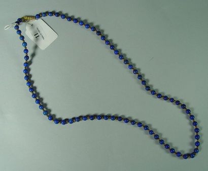 null 11- Sautoir en lapis-lazuli

L : 65 cm