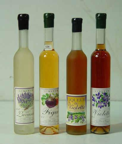 null 126- 4 bouteilles 50 cl de liqueurs, Distillerie des Aravis :
lavande, violette,...