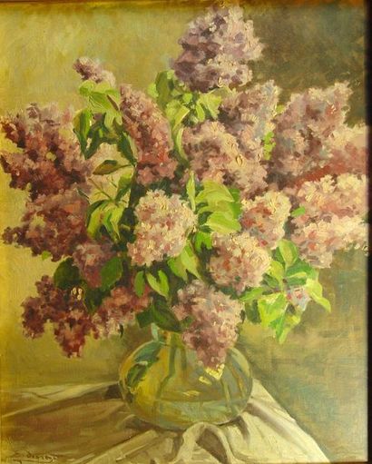 null 62- Jean DUGRENOT

''Vase au bouquet de lilas''

Huile sur toile signée et datée...