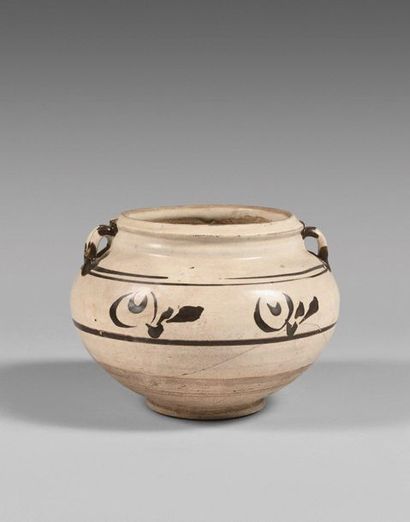 null 110- Small stoneware jar, Cizhou type, with stylized floral decoration in brown...