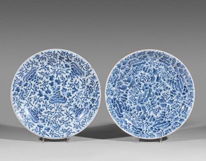 115- Two blue-white porcelain dishes decorated...