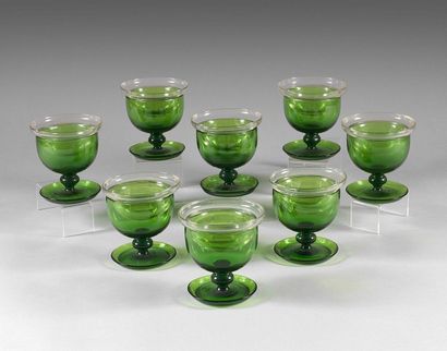 null 188- Set of 8 glass caviar cups