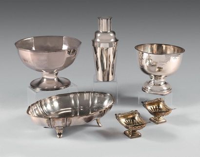 231- Lot of silver plated metal comprising...