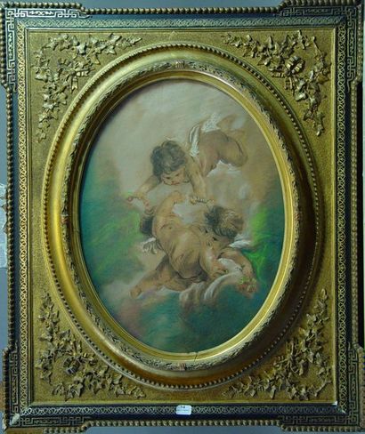 null 34- Ecole Française ''Amours'' Pastel ovale 40 x 29 cm