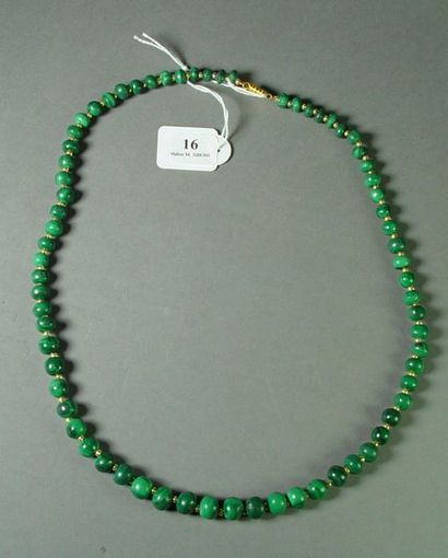 null 16- Malachite
Long necklace Length: 60 cm