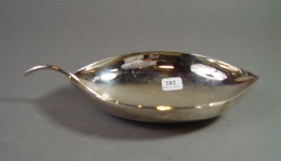 null 282- CHRISTOFLE

Coupe-feuille en métal argenté

Longueur : 23 cm