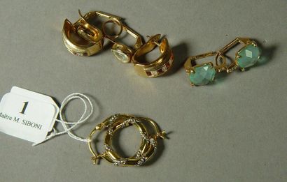 null 1- Set of four pairs of gold-plated metal earrings