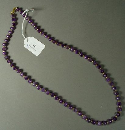 null 11- Amethyst necklace

Length: 70 cm