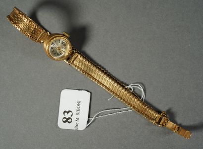 null 83- Montre bracelet de dame en or jaune

Pds : 17,30 g