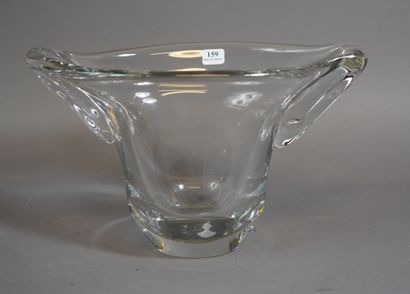 null 159- DAUM France

Vase en cristal

18,5 x 32 cm