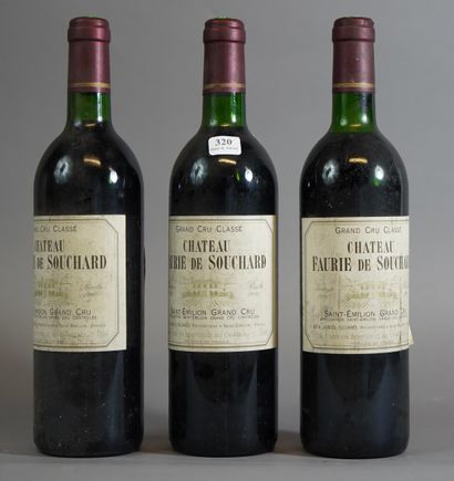 null 320- 3 bouteilles de Château Faurie deSouchard St Emilion Grand Cru 1990
