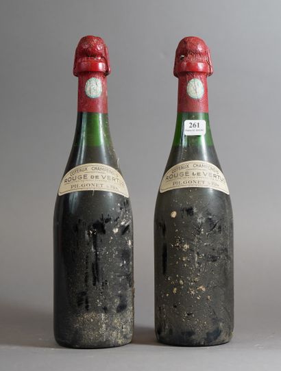 null 261- 2 bouteilles de Rouge, 2 bouteilles de Vertus Gonet sans étiquette